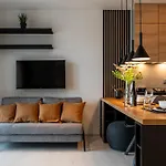 - Balcony, Fitness - By Rentujemy Appartement Wrocław