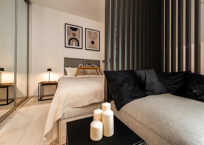 - Balcony, Fitness - By Rentujemy Вроцлав